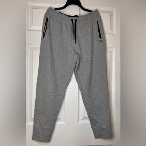 Reebok Men's Heather Gray Joggers
